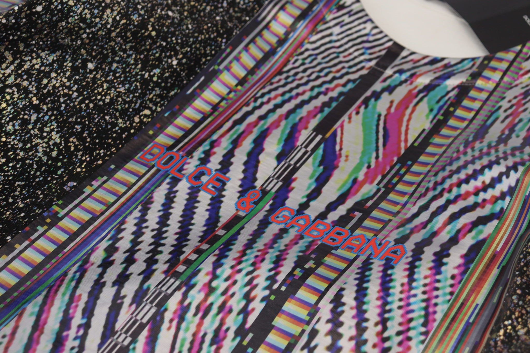 Multicolor Patterned Short Sleeves T-shirt